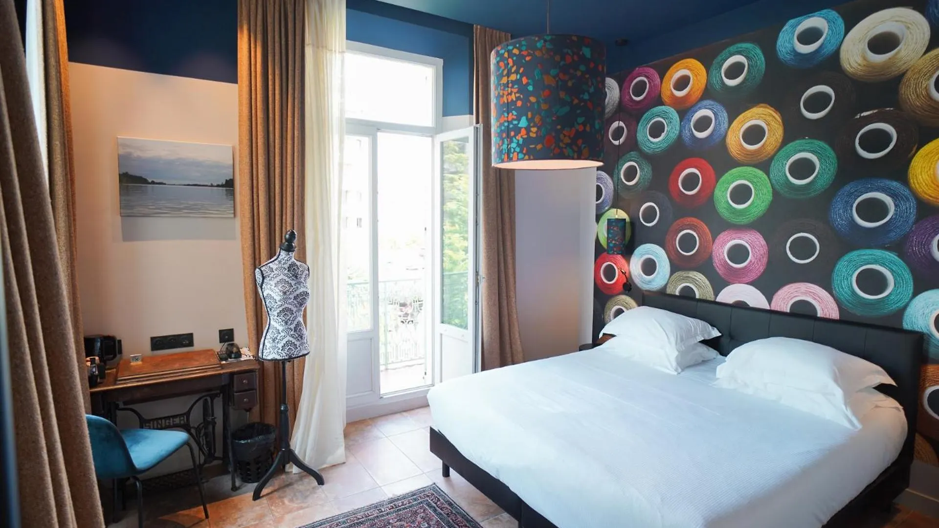 ****  Hotel Verlaine Cannes France