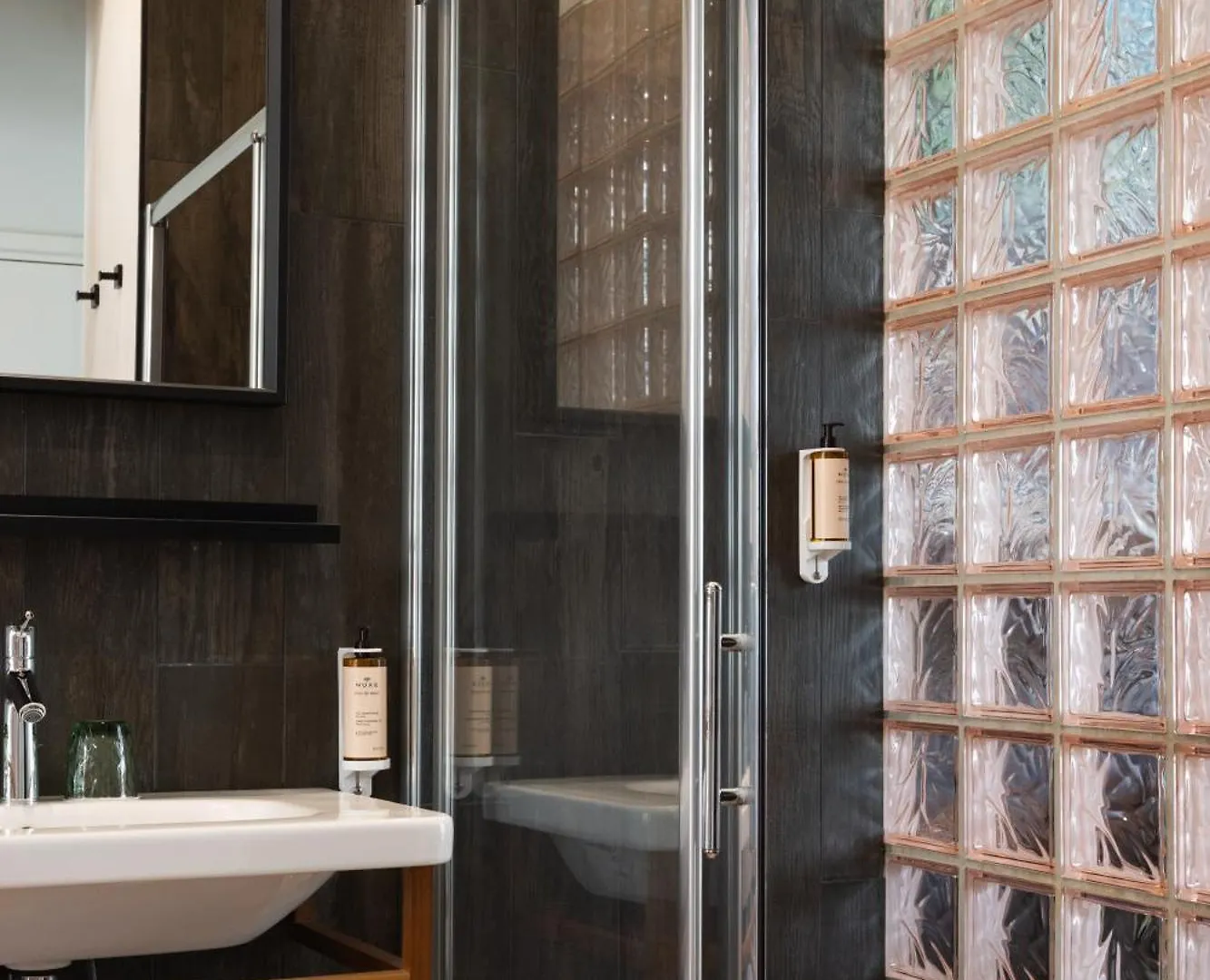 קאן Hotel Verlaine צרפת